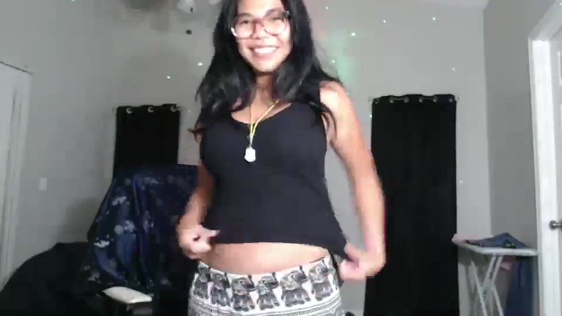 Gallery image thumbnail from Littlekai2023's myfreecams stream on, 11/03/2024, 01:24 image 4 of 20