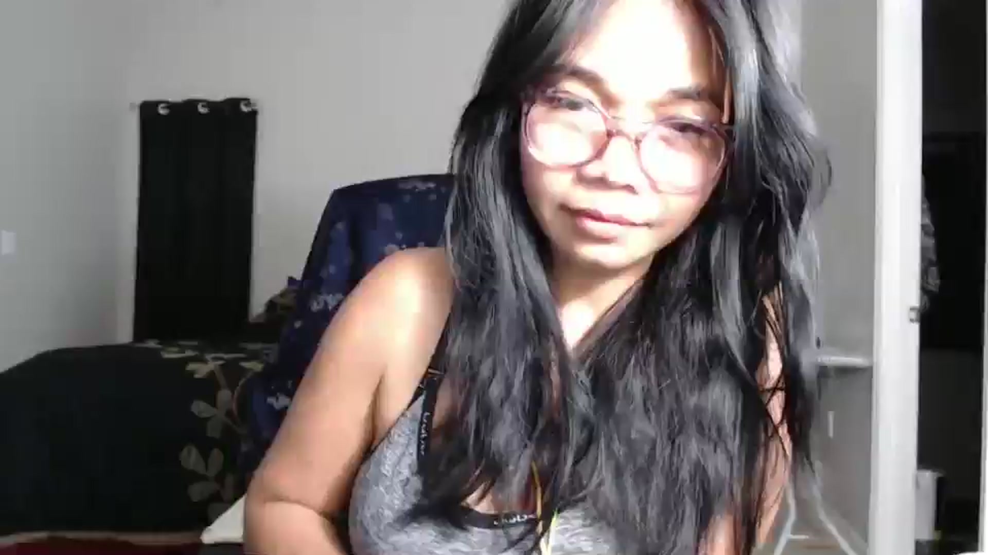 Gallery image thumbnail from Littlekai2023's myfreecams stream on, 11/04/2024, 05:34 image 9 of 20