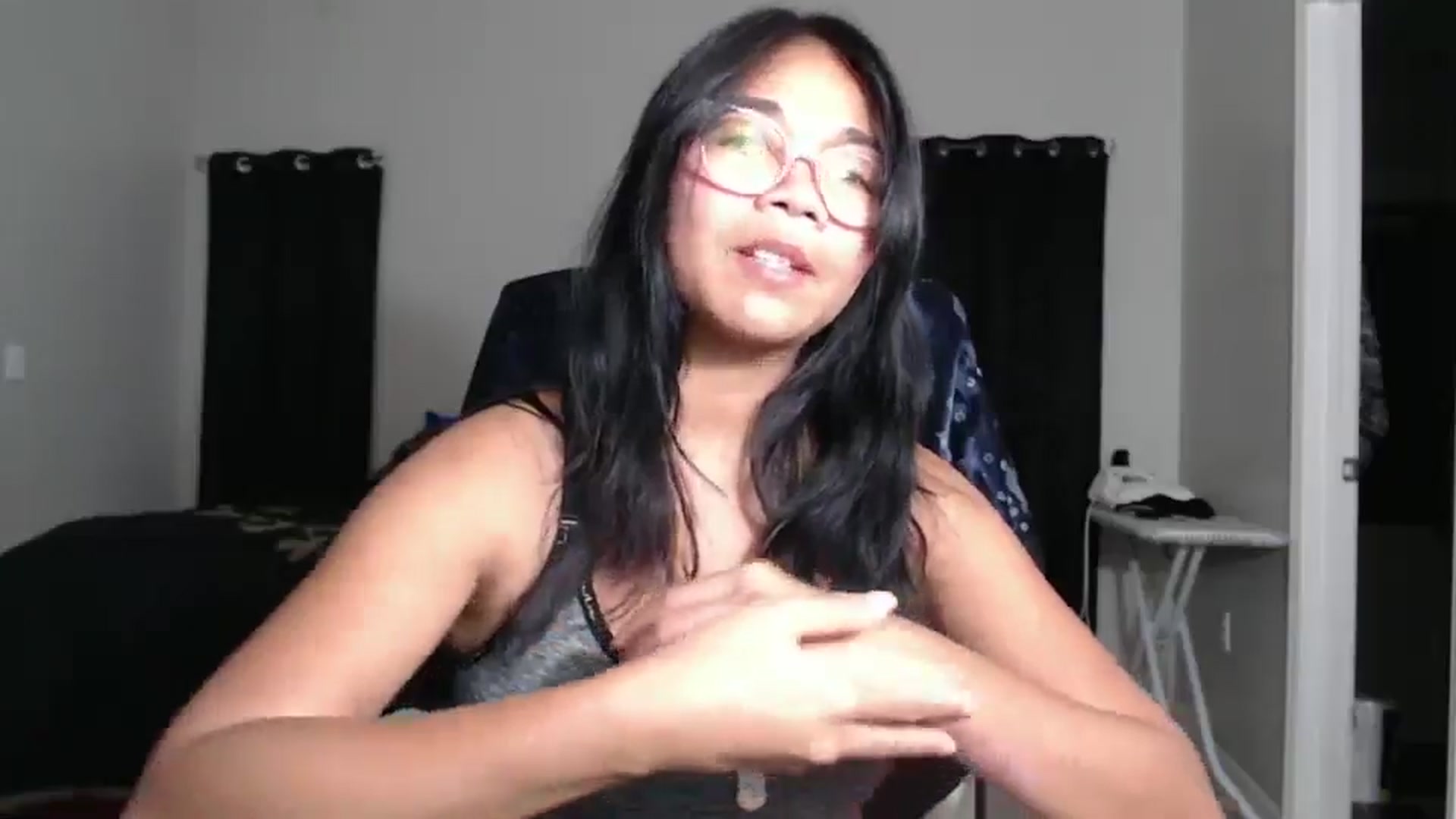 Gallery image thumbnail from Littlekai2023's myfreecams stream on, 11/04/2024, 05:34 image 4 of 20