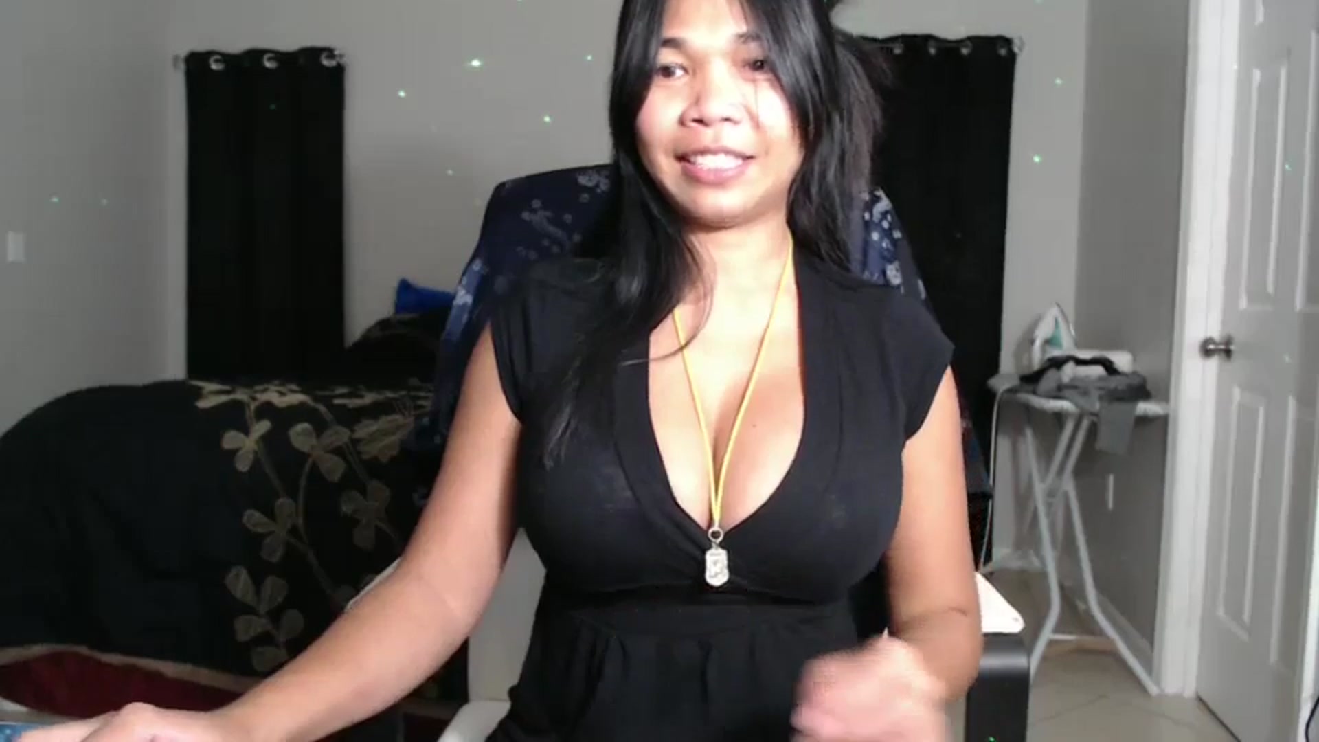 Gallery image thumbnail from Littlekai2023's myfreecams stream on, 11/06/2024, 03:02 image 20 of 20