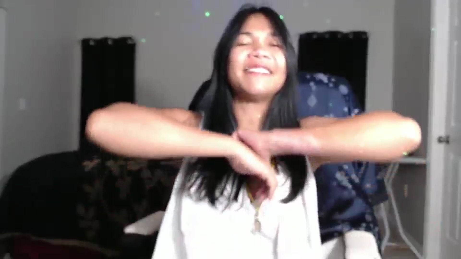 Gallery image thumbnail from Littlekai2023's myfreecams stream on, 11/10/2024, 04:27 image 20 of 20