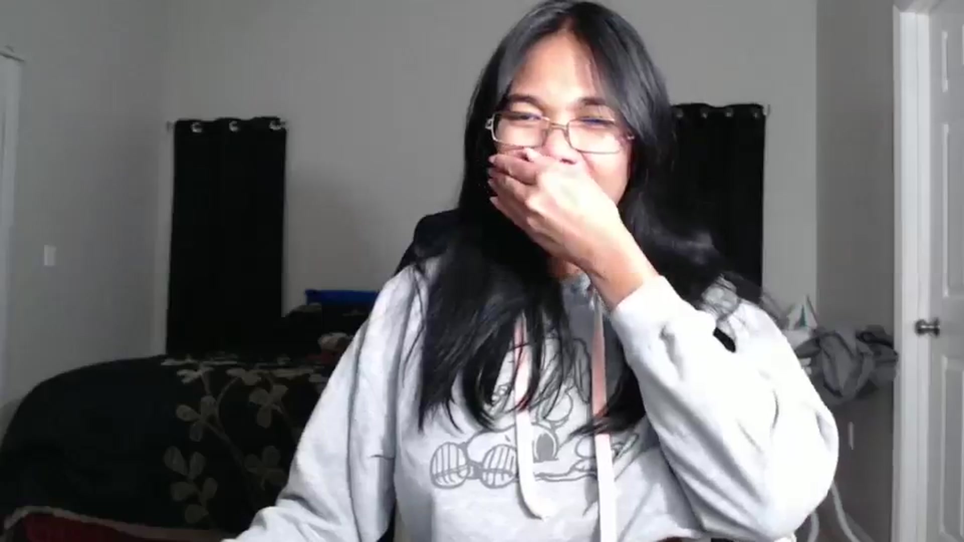 Gallery image thumbnail from Littlekai2023's myfreecams stream on, 11/11/2024, 04:08 image 15 of 20