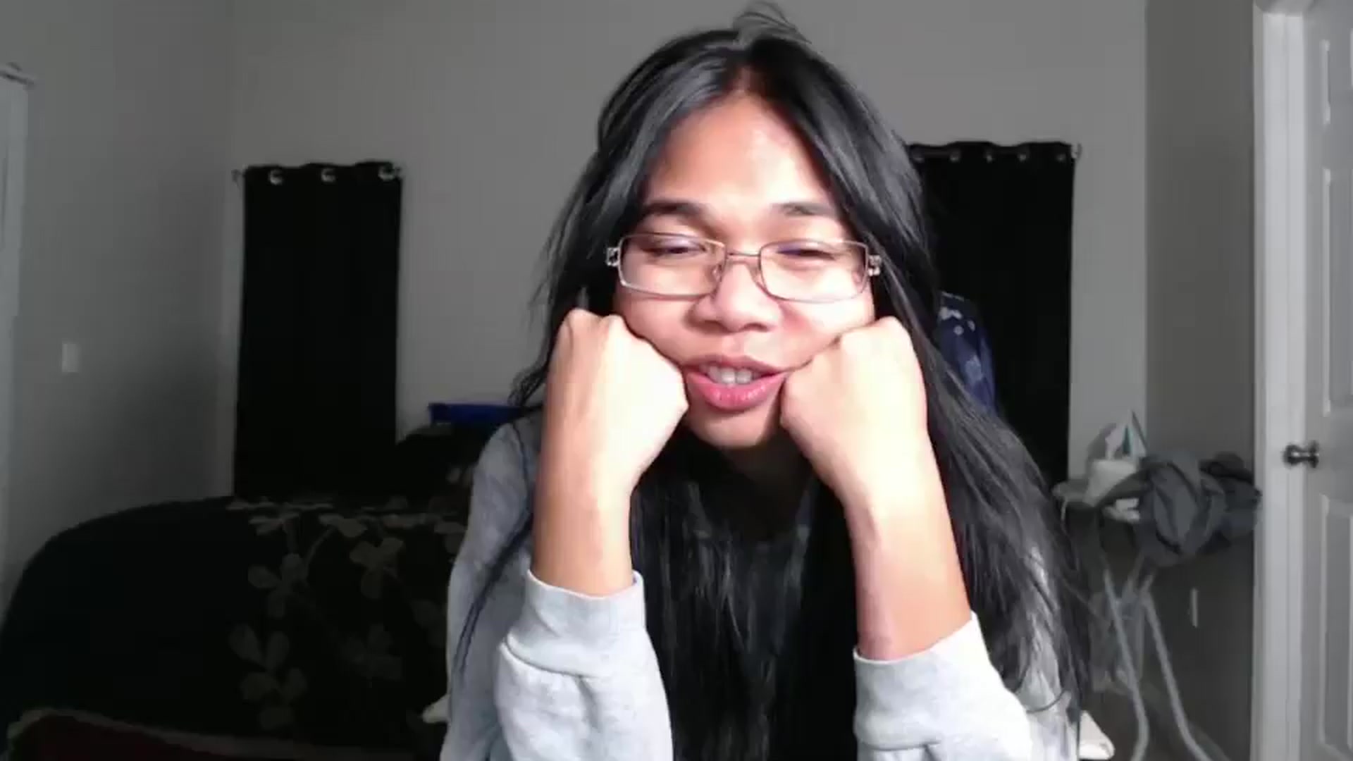 Gallery image thumbnail from Littlekai2023's myfreecams stream on, 11/11/2024, 04:08 image 16 of 20