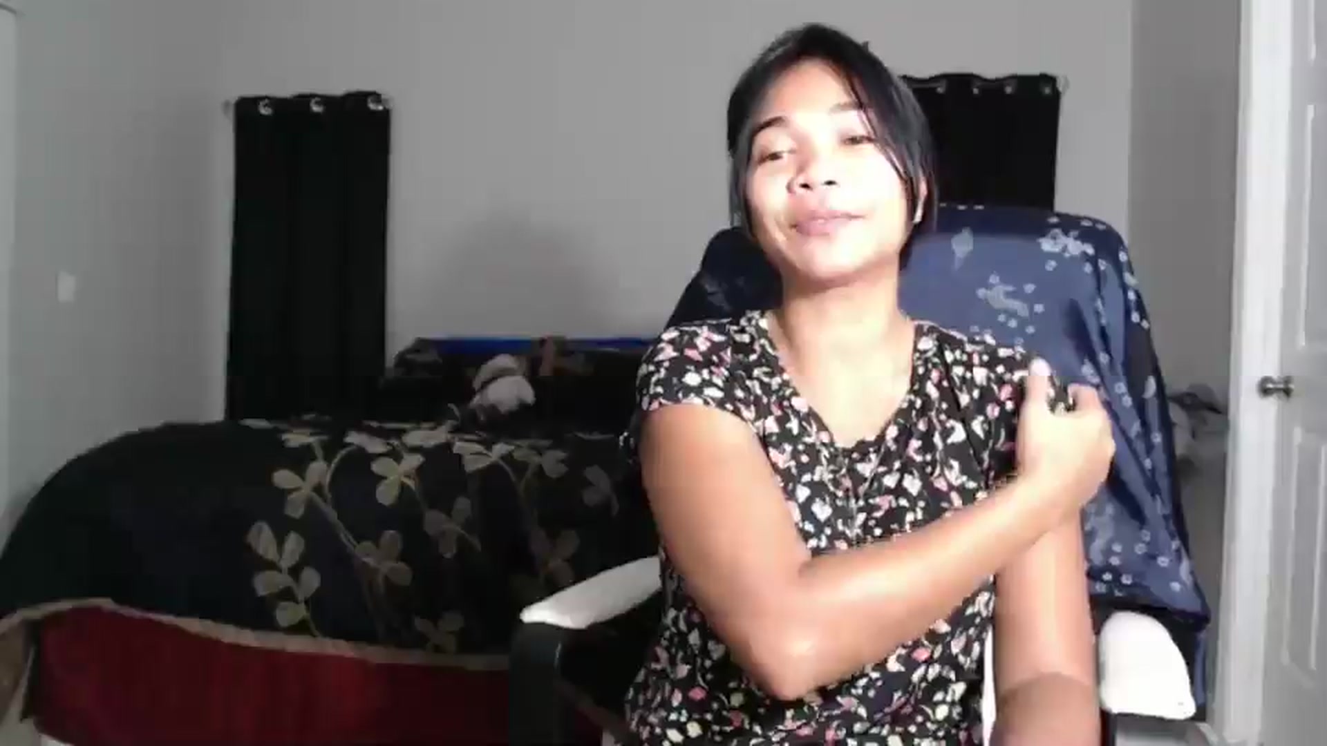Gallery image thumbnail from Littlekai2023's myfreecams stream on, 11/12/2024, 24:44 image 20 of 20