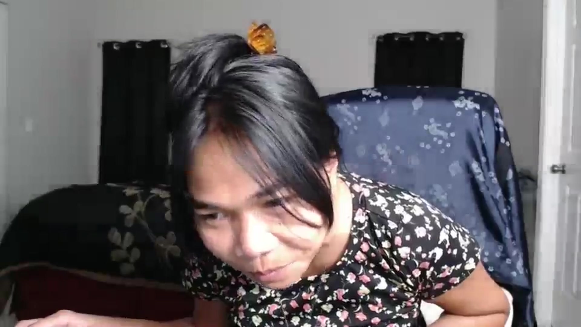 Gallery image thumbnail from Littlekai2023's myfreecams stream on, 11/12/2024, 24:44 image 7 of 20