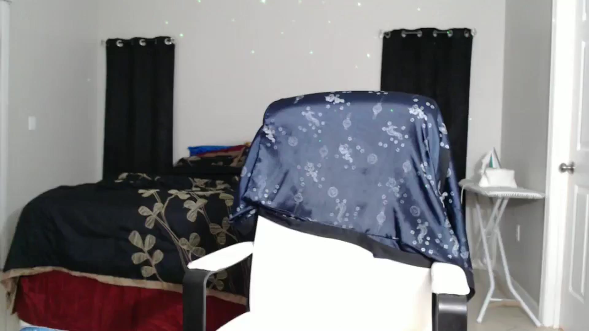 Gallery image thumbnail from Littlekai2023's myfreecams stream on, 11/13/2024, 03:59 image 5 of 20