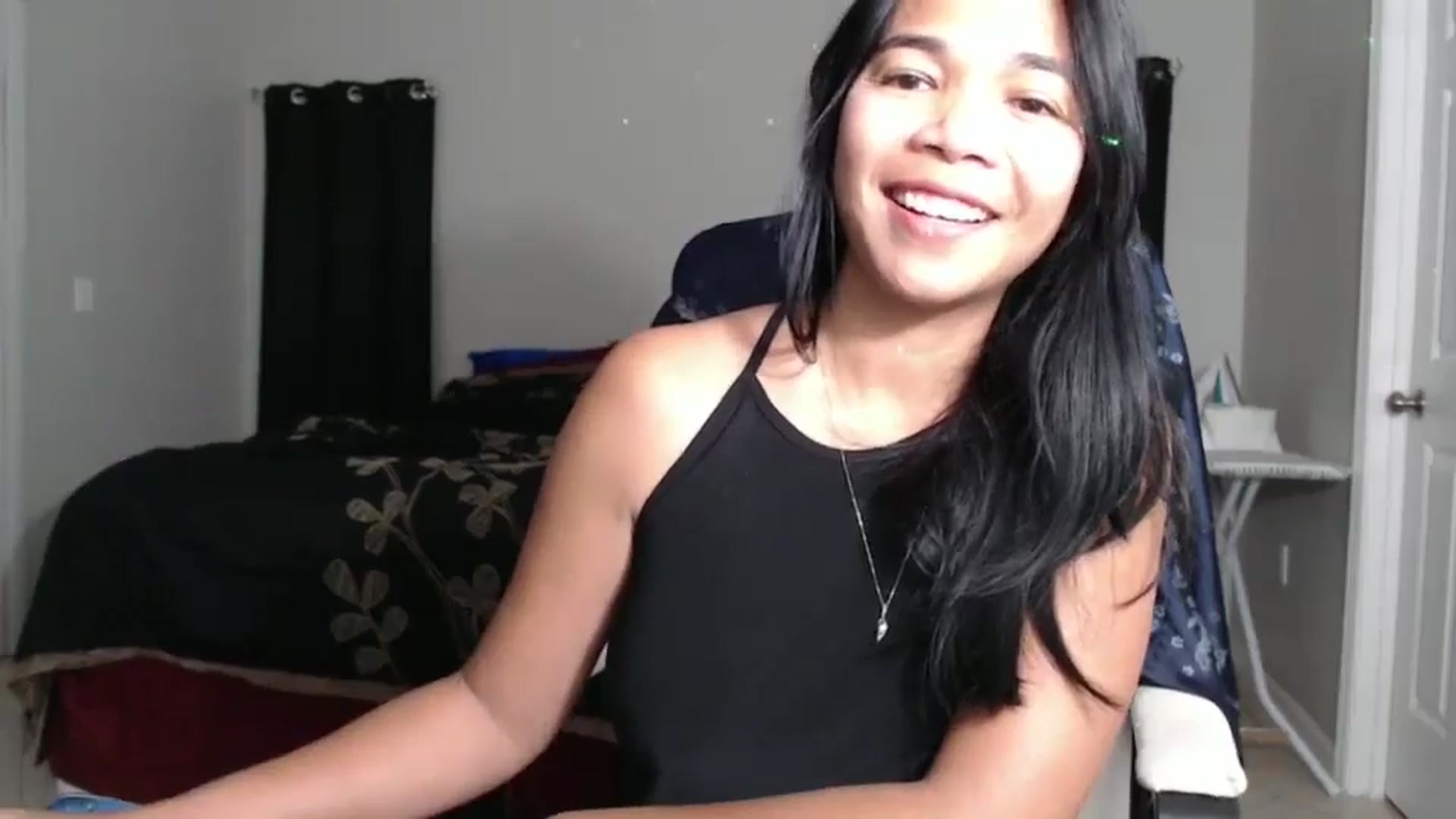Gallery image thumbnail from Littlekai2023's myfreecams stream on, 11/13/2024, 03:59 image 19 of 20