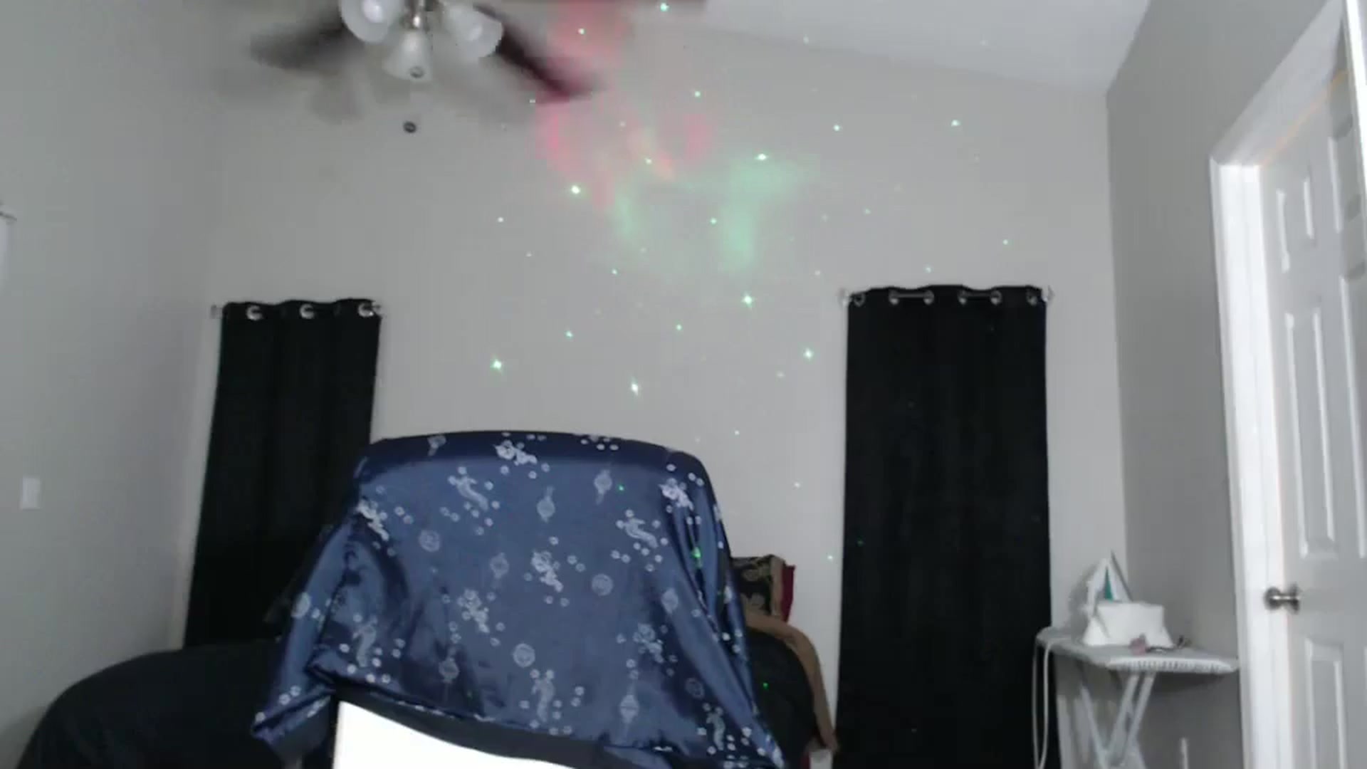 Gallery image thumbnail from Littlekai2023's myfreecams stream on, 11/14/2024, 03:03 image 18 of 20