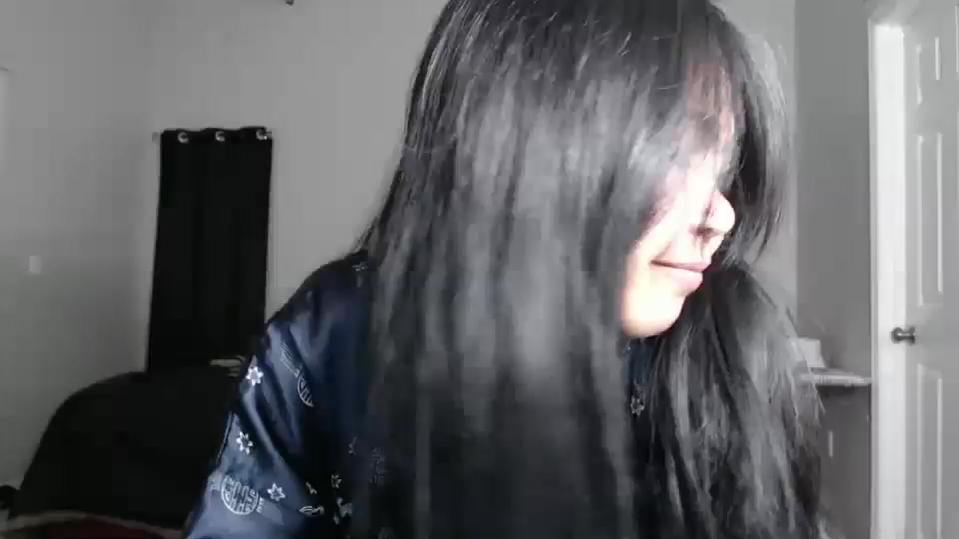 Gallery image thumbnail from Littlekai2023's myfreecams stream on, 11/14/2024, 04:14 image 4 of 20