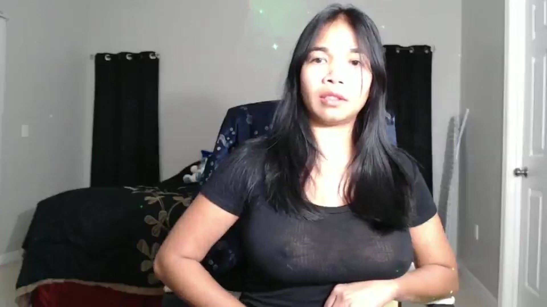 Gallery image thumbnail from Littlekai2023's myfreecams stream on, 11/17/2024, 01:38 image 7 of 20
