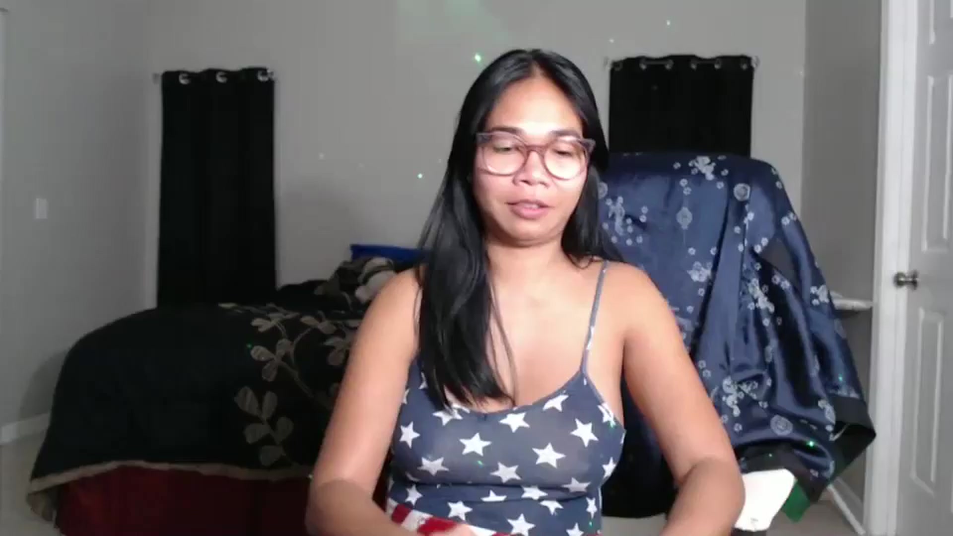 Gallery image thumbnail from Littlekai2023's myfreecams stream on, 11/18/2024, 04:02 image 1 of 20