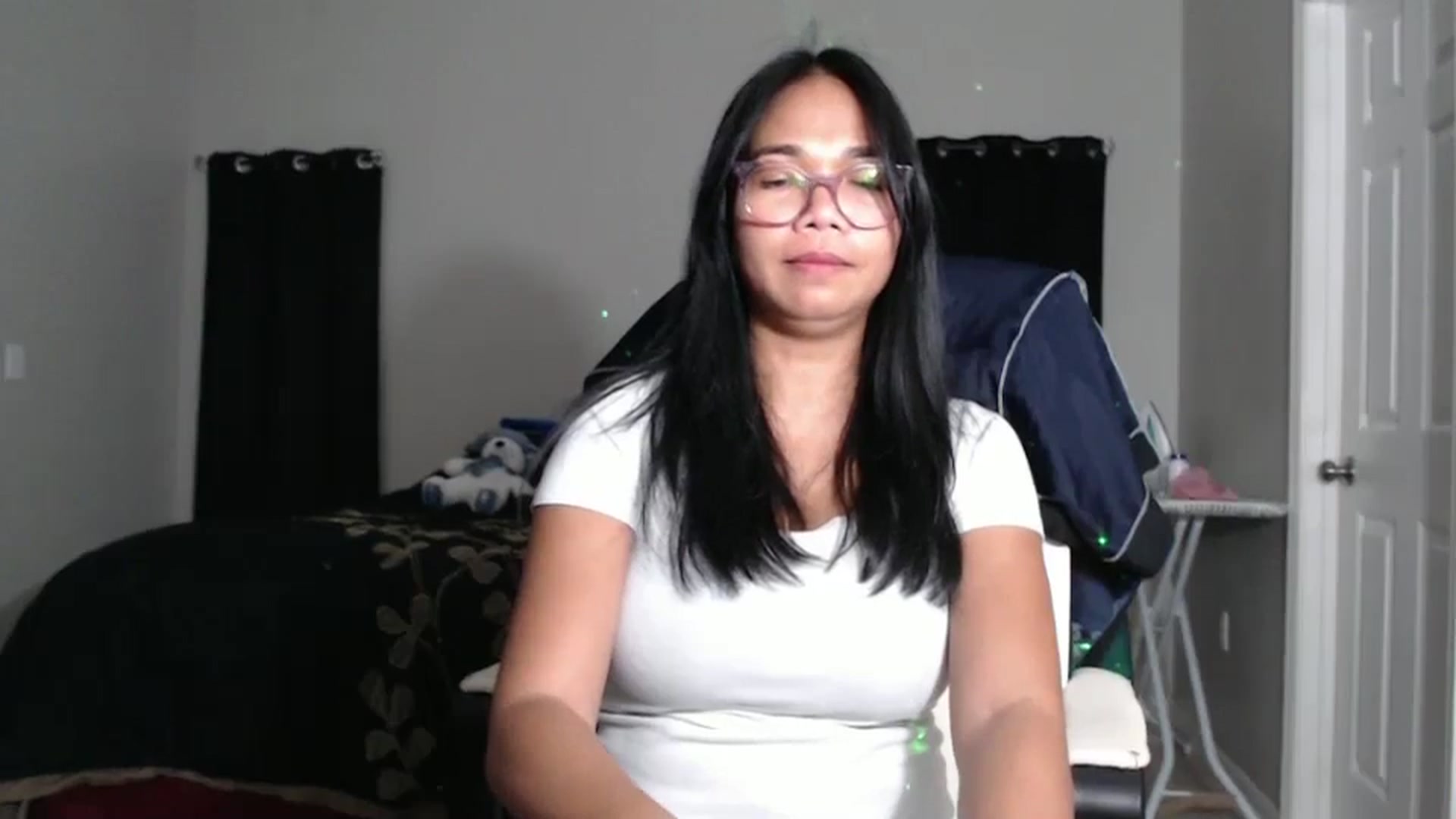 Gallery image thumbnail from Littlekai2023's myfreecams stream on, 11/19/2024, 02:51 image 20 of 20
