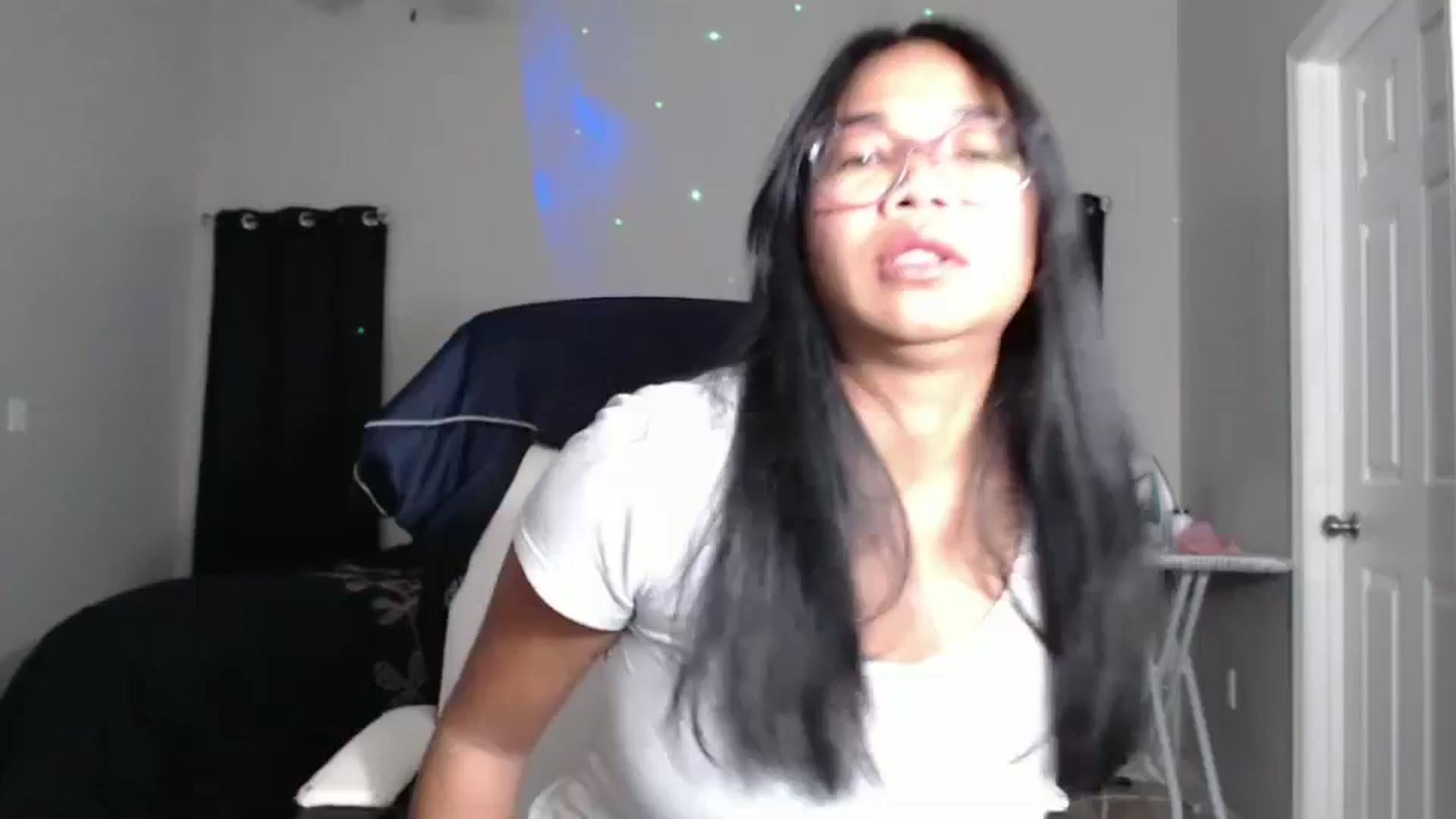 Gallery image thumbnail from Littlekai2023's myfreecams stream on, 11/19/2024, 02:51 image 6 of 20