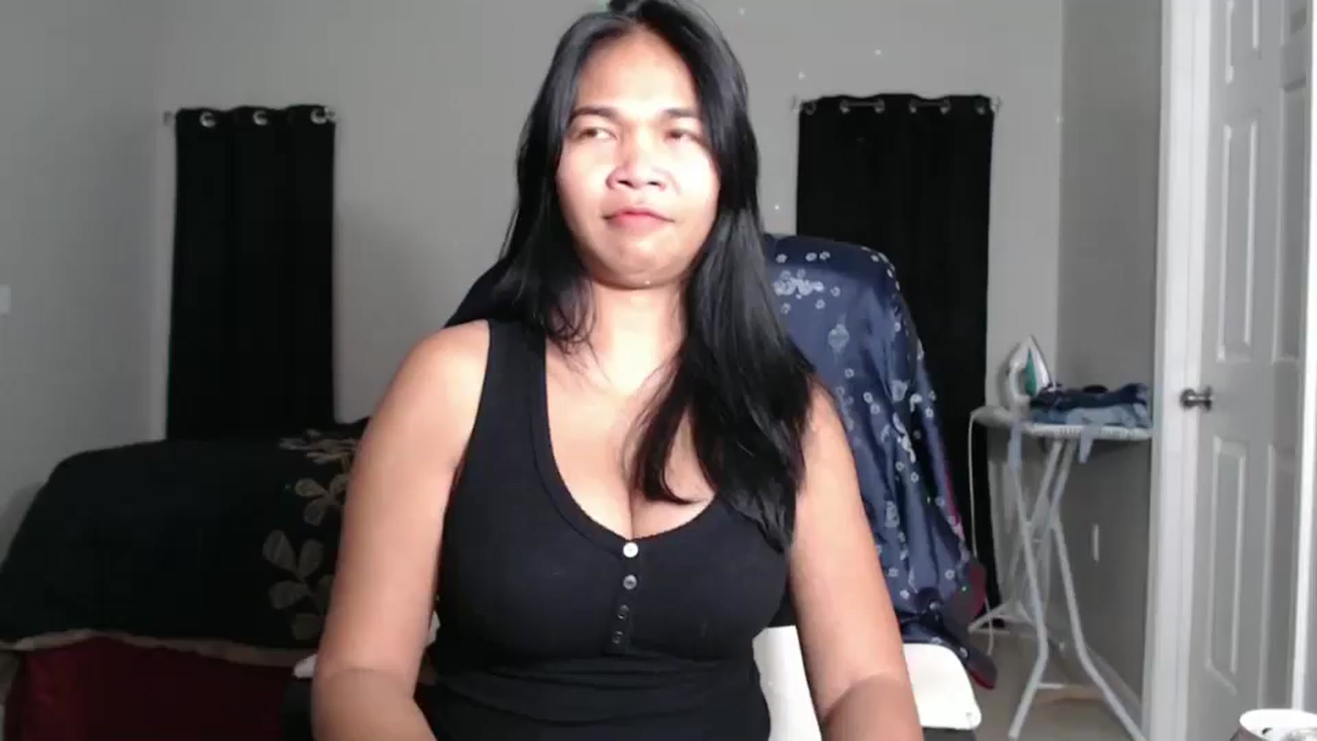 Gallery image thumbnail from Littlekai2023's myfreecams stream on, 11/20/2024, 04:20 image 16 of 20