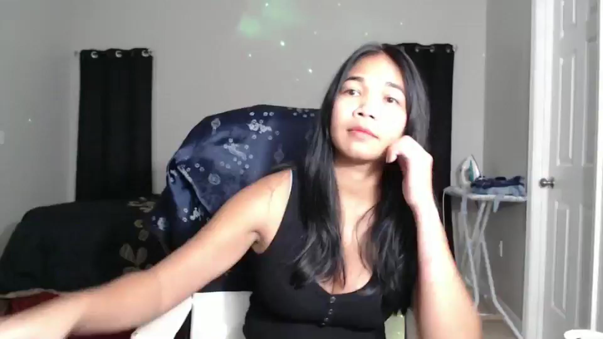 Gallery image thumbnail from Littlekai2023's myfreecams stream on, 11/20/2024, 04:20 image 1 of 20