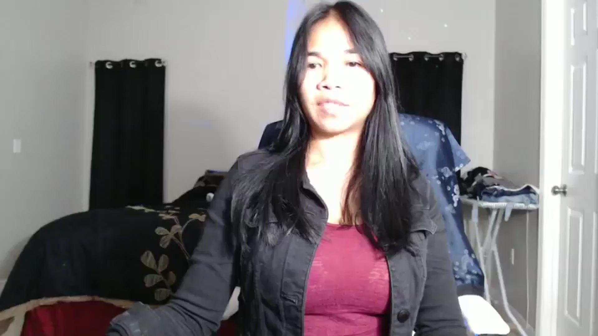 Gallery image thumbnail from Littlekai2023's myfreecams stream on, 11/23/2024, 03:41 image 2 of 20