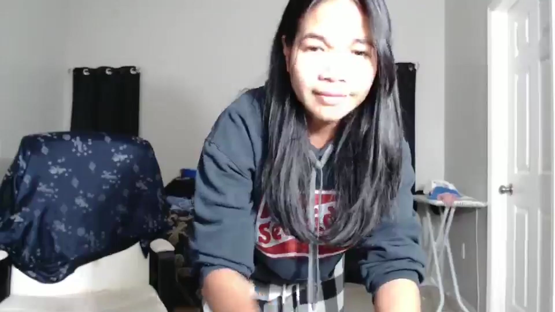 Gallery image thumbnail from Littlekai2023's myfreecams stream on, 11/24/2024, 02:54 image 6 of 20
