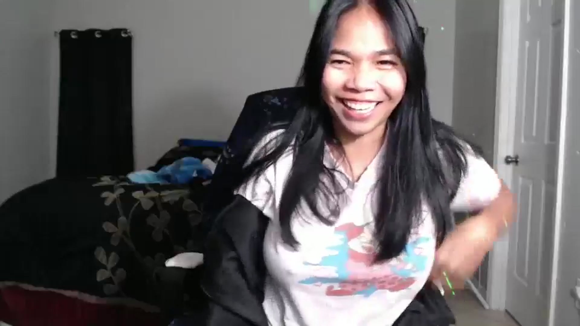Gallery image thumbnail from Littlekai2023's myfreecams stream on, 11/25/2024, 02:25 image 12 of 20