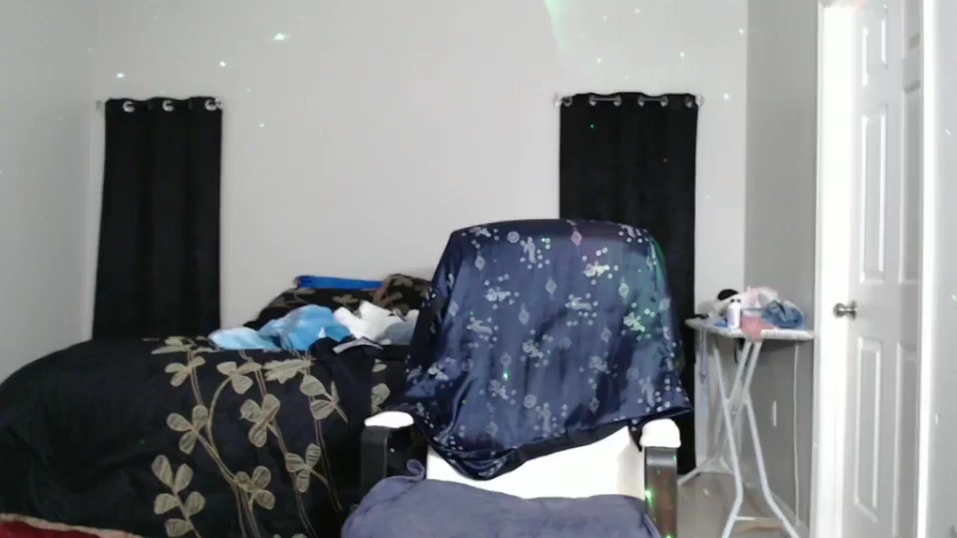 Gallery image thumbnail from Littlekai2023's myfreecams stream on, 11/25/2024, 02:25 image 6 of 20