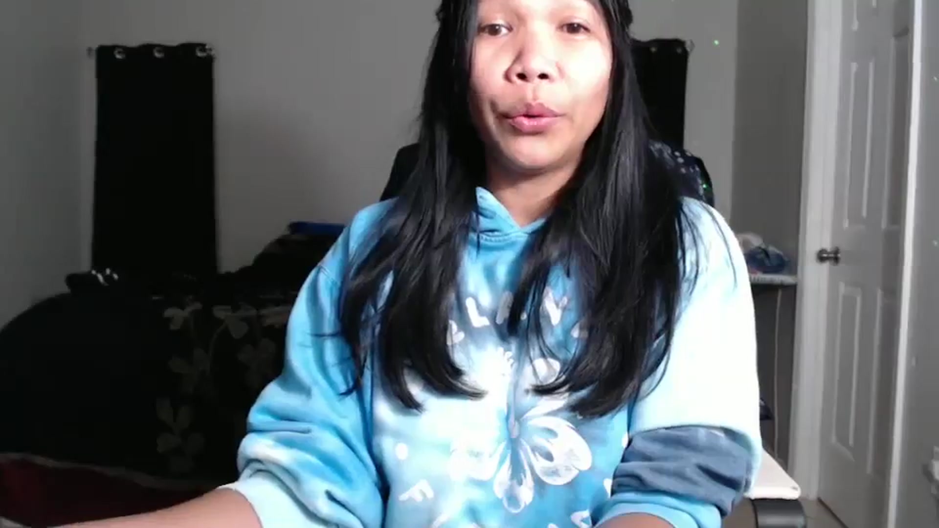 Gallery image thumbnail from Littlekai2023's myfreecams stream on, 11/25/2024, 02:25 image 17 of 20