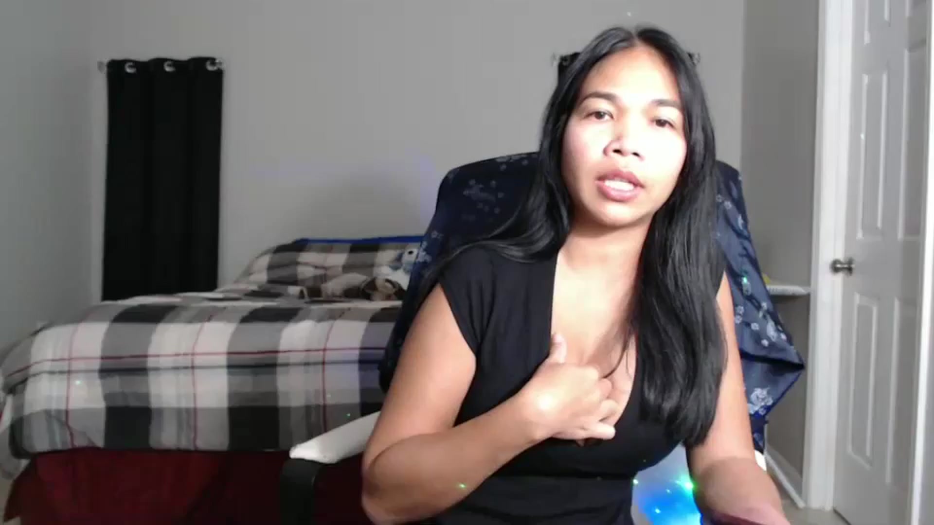 Gallery image thumbnail from Littlekai2023's myfreecams stream on, 11/27/2024, 04:30 image 1 of 20