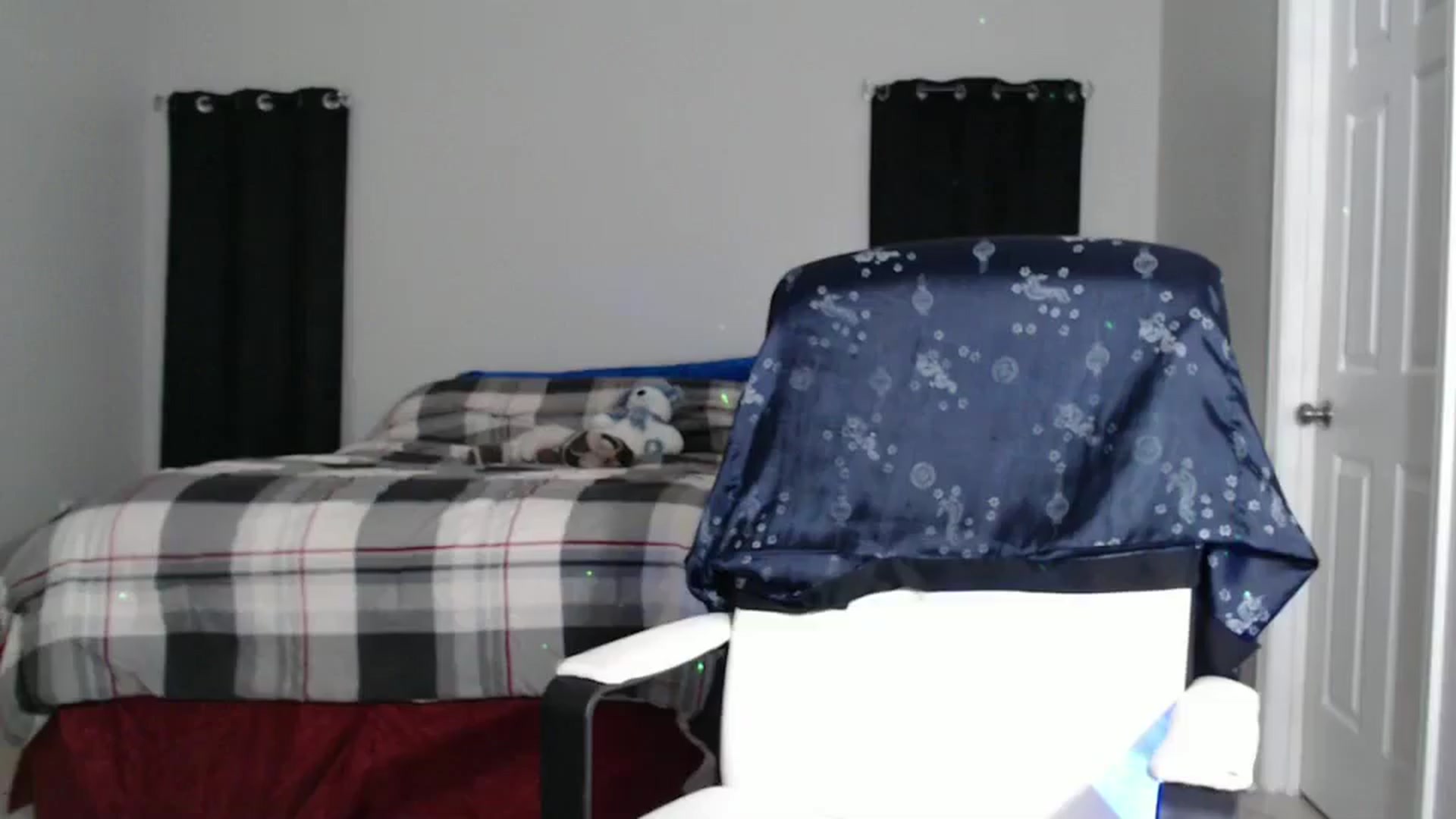 Gallery image thumbnail from Littlekai2023's myfreecams stream on, 11/27/2024, 04:30 image 5 of 20