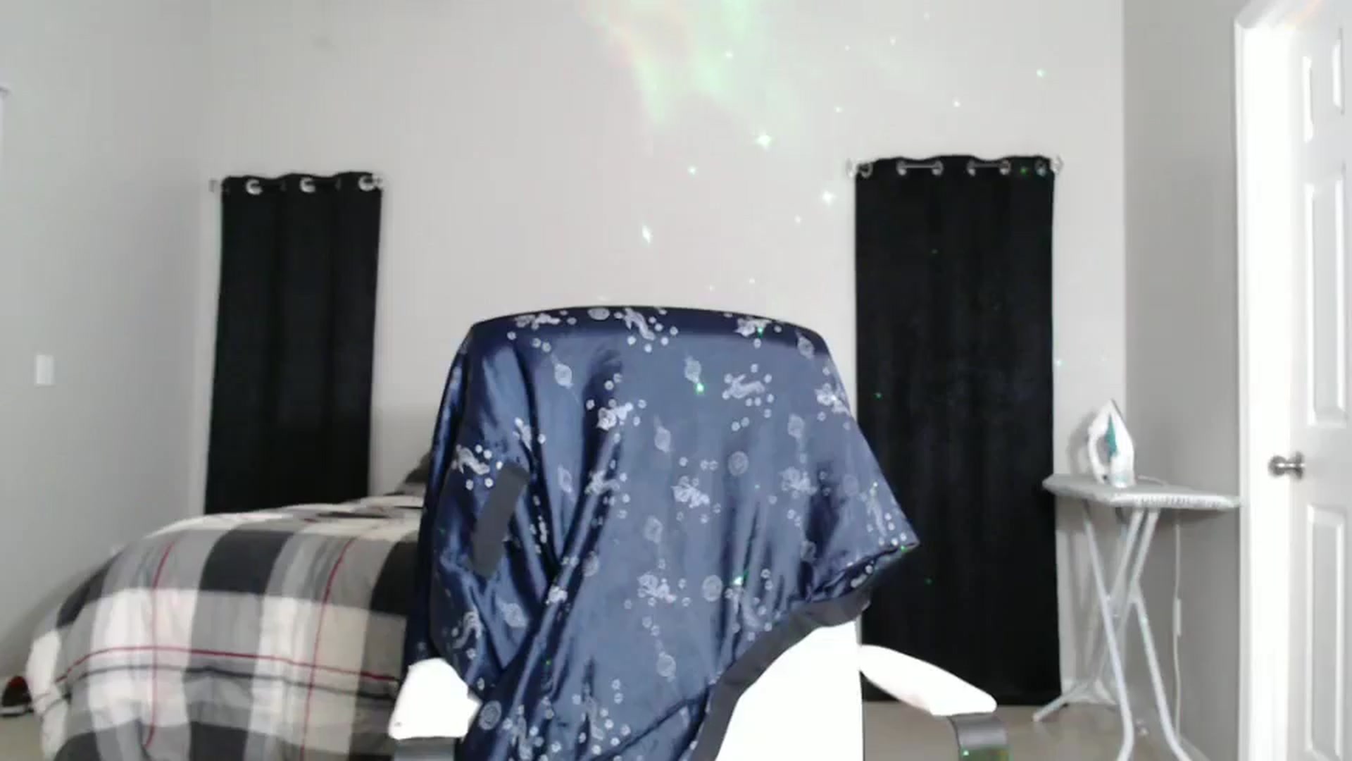Gallery image thumbnail from Littlekai2023's myfreecams stream on, 11/28/2024, 03:59 image 16 of 20
