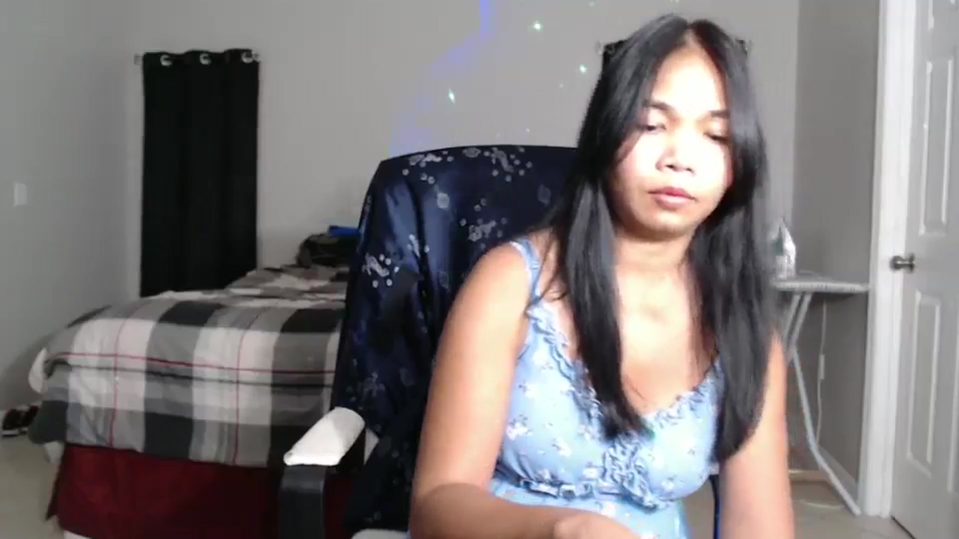 Gallery image thumbnail from Littlekai2023's myfreecams stream on, 11/29/2024, 24:01 image 6 of 20