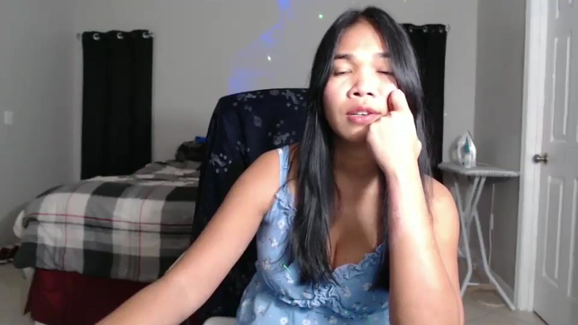 Gallery image thumbnail from Littlekai2023's myfreecams stream on, 11/29/2024, 24:01 image 4 of 20