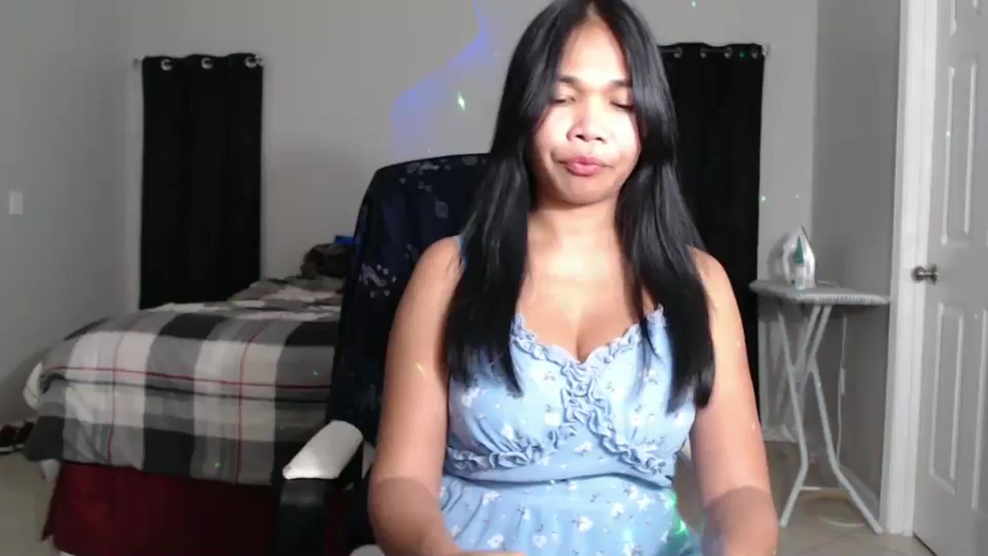 Gallery image thumbnail from Littlekai2023's myfreecams stream on, 11/29/2024, 24:01 image 1 of 20