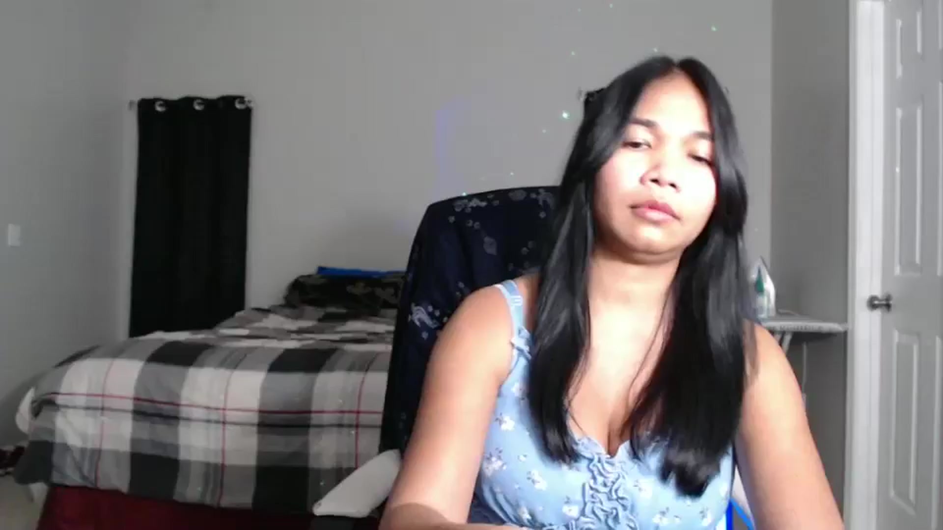 Gallery image thumbnail from Littlekai2023's myfreecams stream on, 11/29/2024, 24:01 image 18 of 20