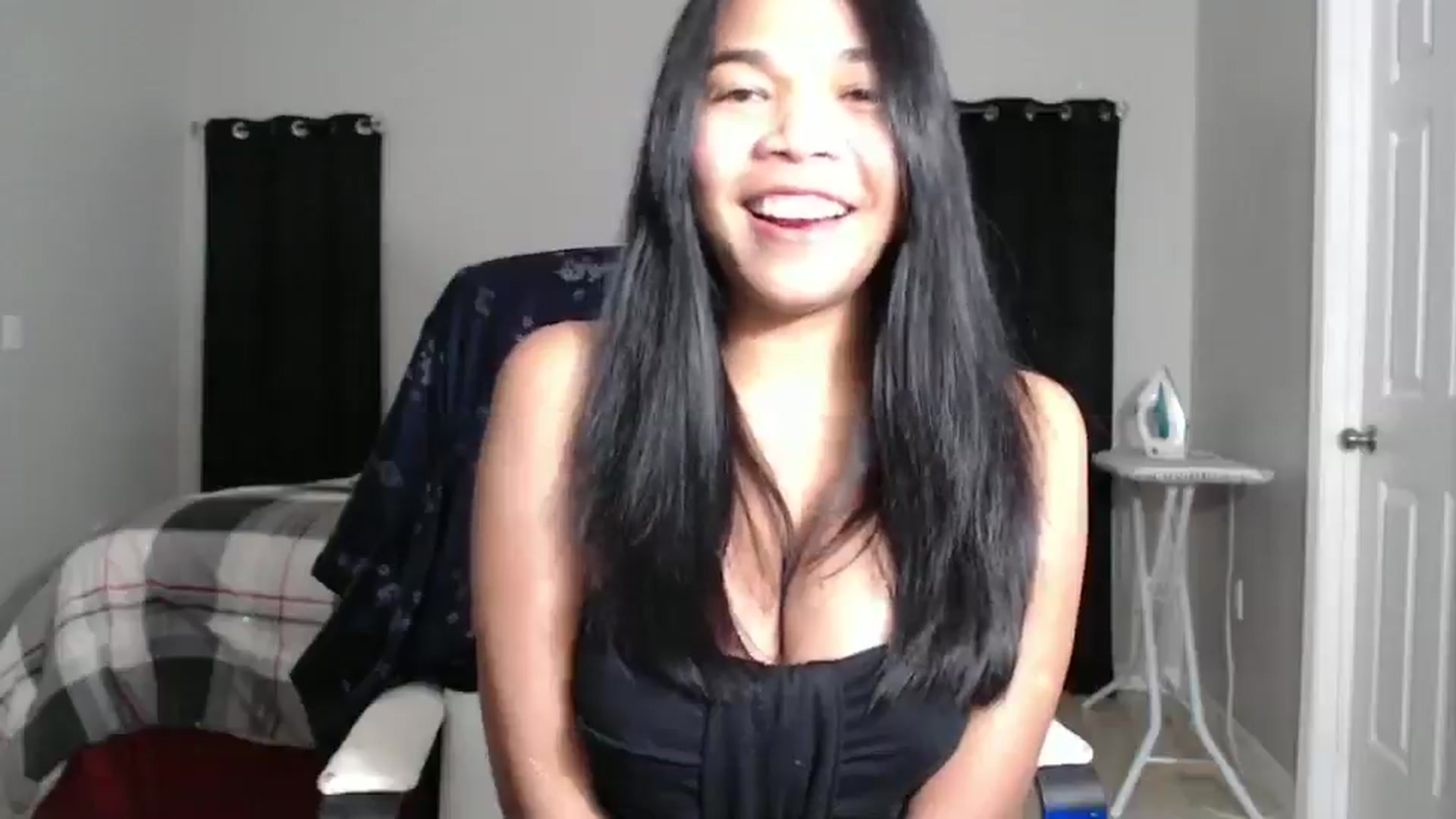 Gallery image thumbnail from Littlekai2023's myfreecams stream on, 12/02/2024, 02:42 image 7 of 20