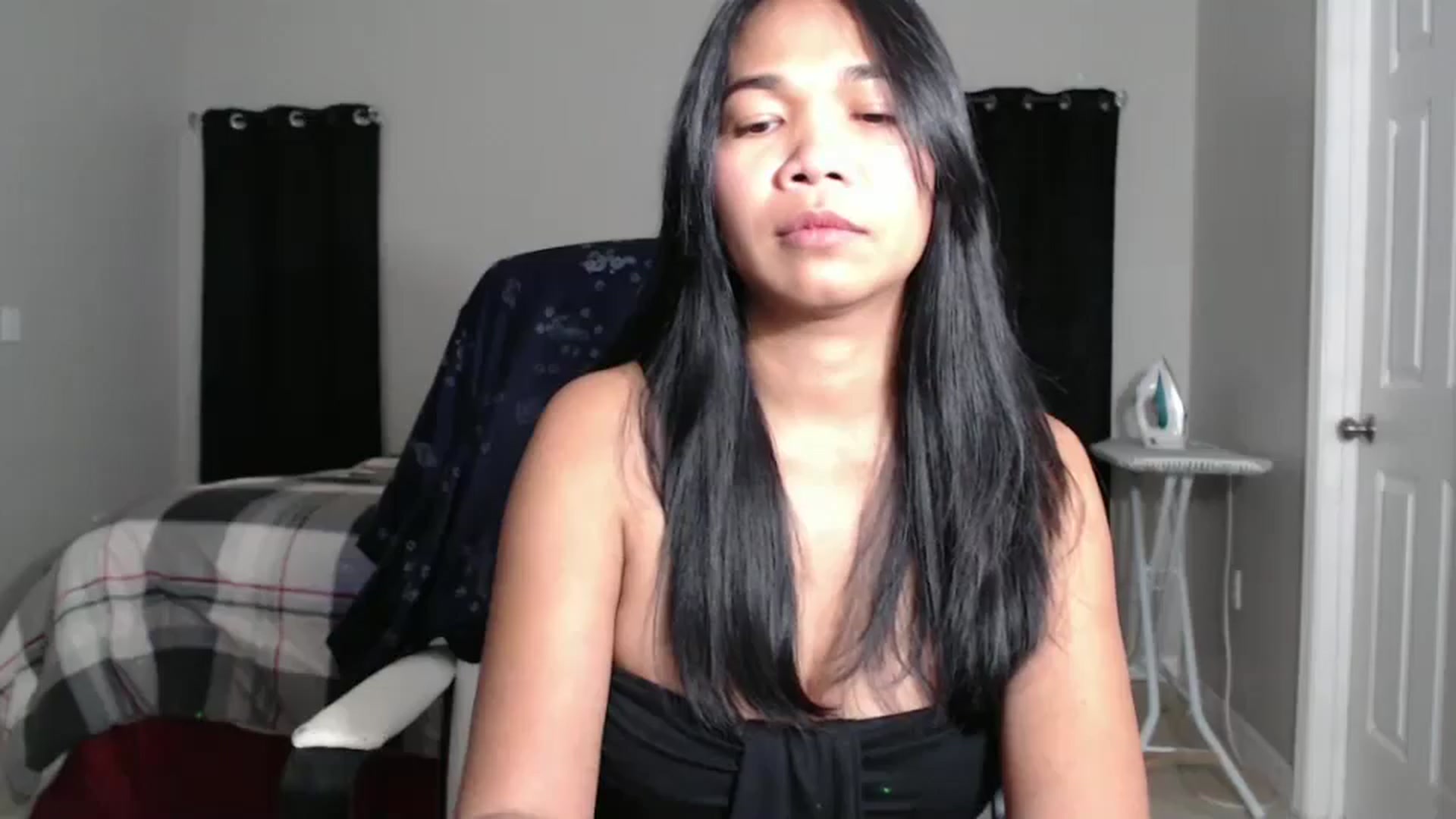 Gallery image thumbnail from Littlekai2023's myfreecams stream on, 12/02/2024, 02:42 image 17 of 20