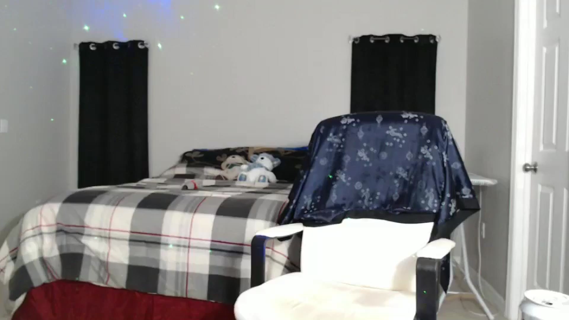 Gallery image thumbnail from Littlekai2023's myfreecams stream on, 12/02/2024, 03:49 image 1 of 20