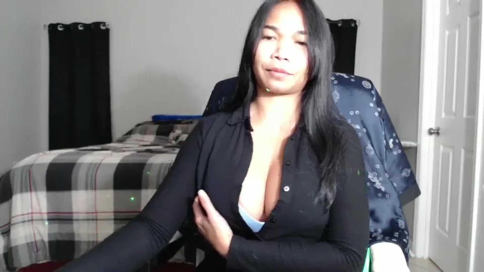 Gallery image thumbnail from Littlekai2023's myfreecams stream on, 12/03/2024, 04:00 image 10 of 20