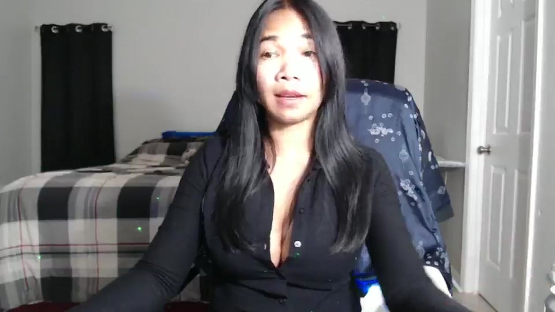 Gallery image thumbnail from Littlekai2023's myfreecams stream on, 12/03/2024, 04:00 image 5 of 20