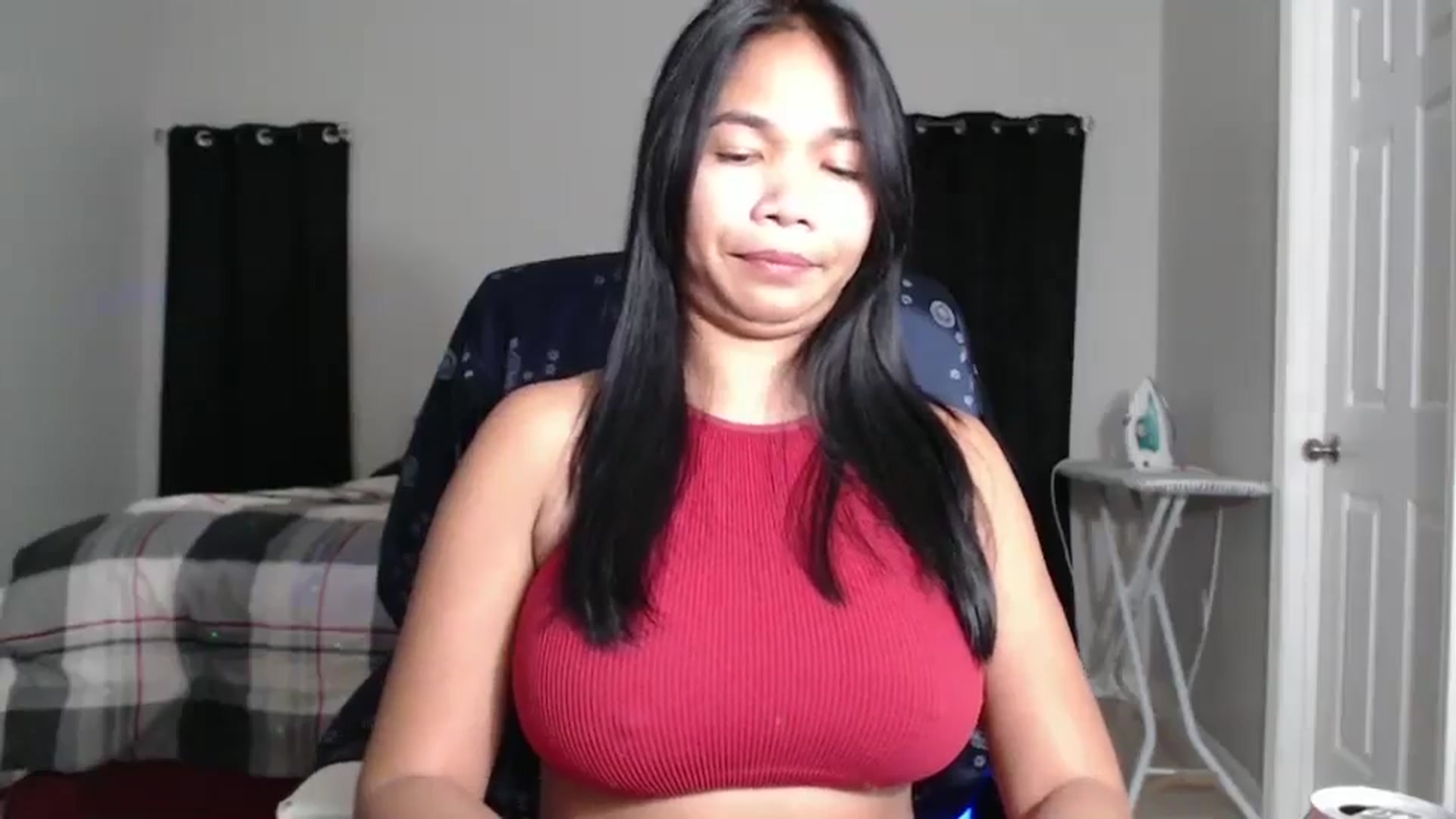 Gallery image thumbnail from Littlekai2023's myfreecams stream on, 12/04/2024, 04:30 image 19 of 20