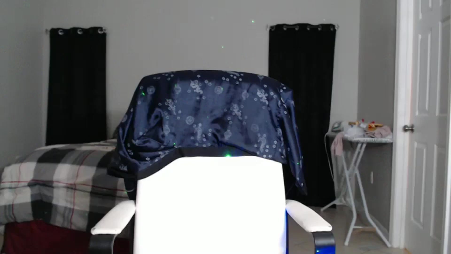 Gallery image thumbnail from Littlekai2023's myfreecams stream on, 12/06/2024, 04:48 image 7 of 20