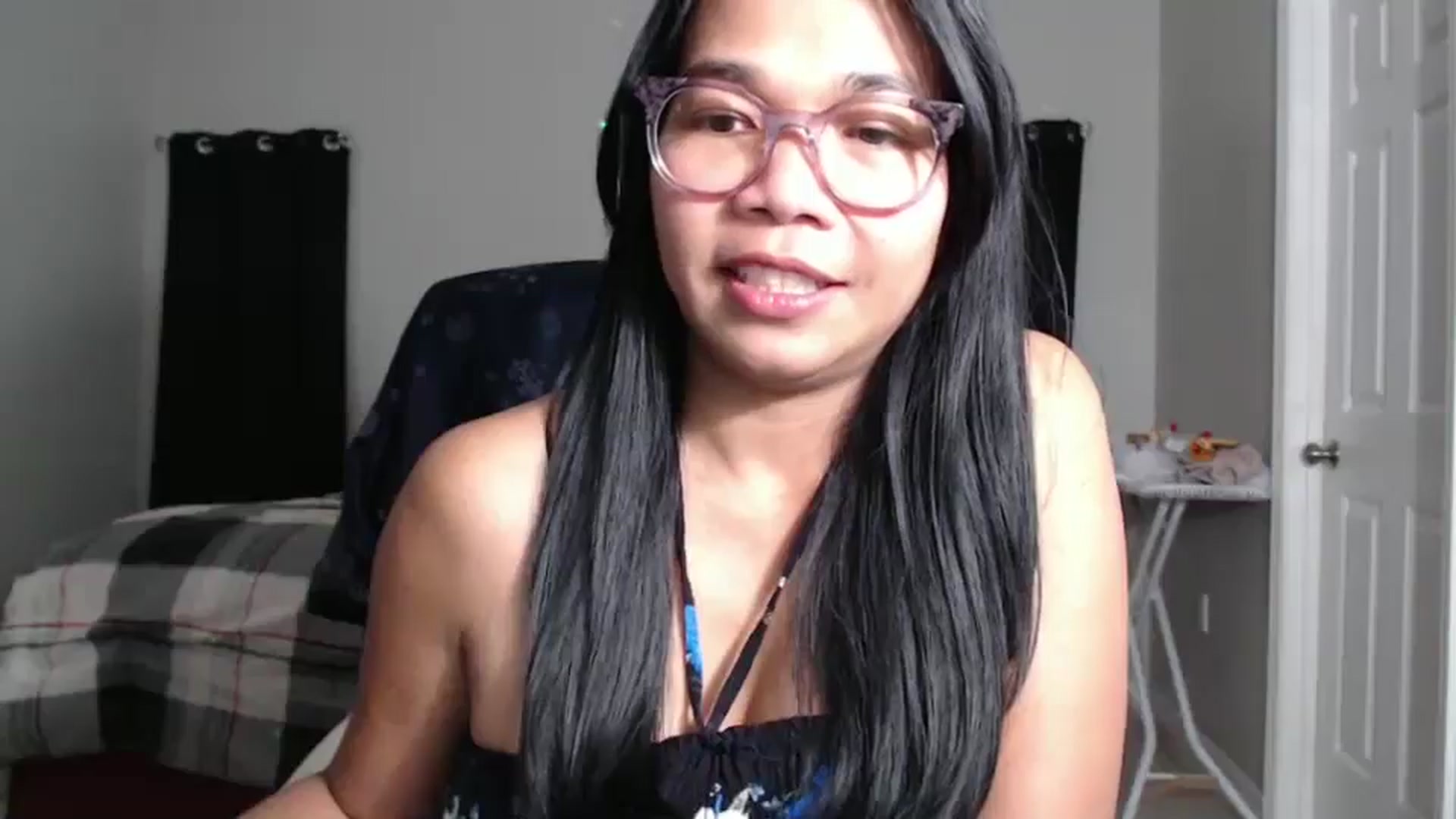 Gallery image thumbnail from Littlekai2023's myfreecams stream on, 12/06/2024, 04:48 image 12 of 20