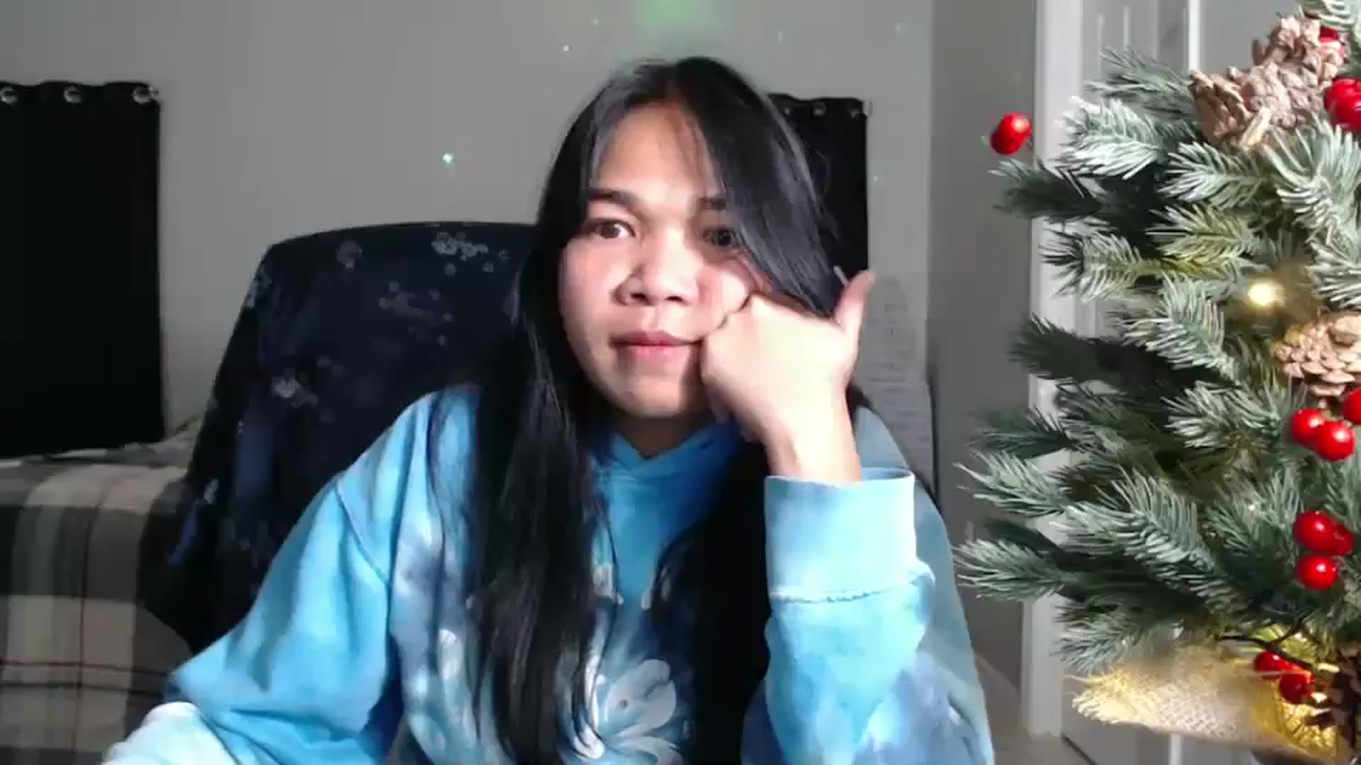 Gallery image thumbnail from Littlekai2023's myfreecams stream on, 12/11/2024, 01:53 image 10 of 20