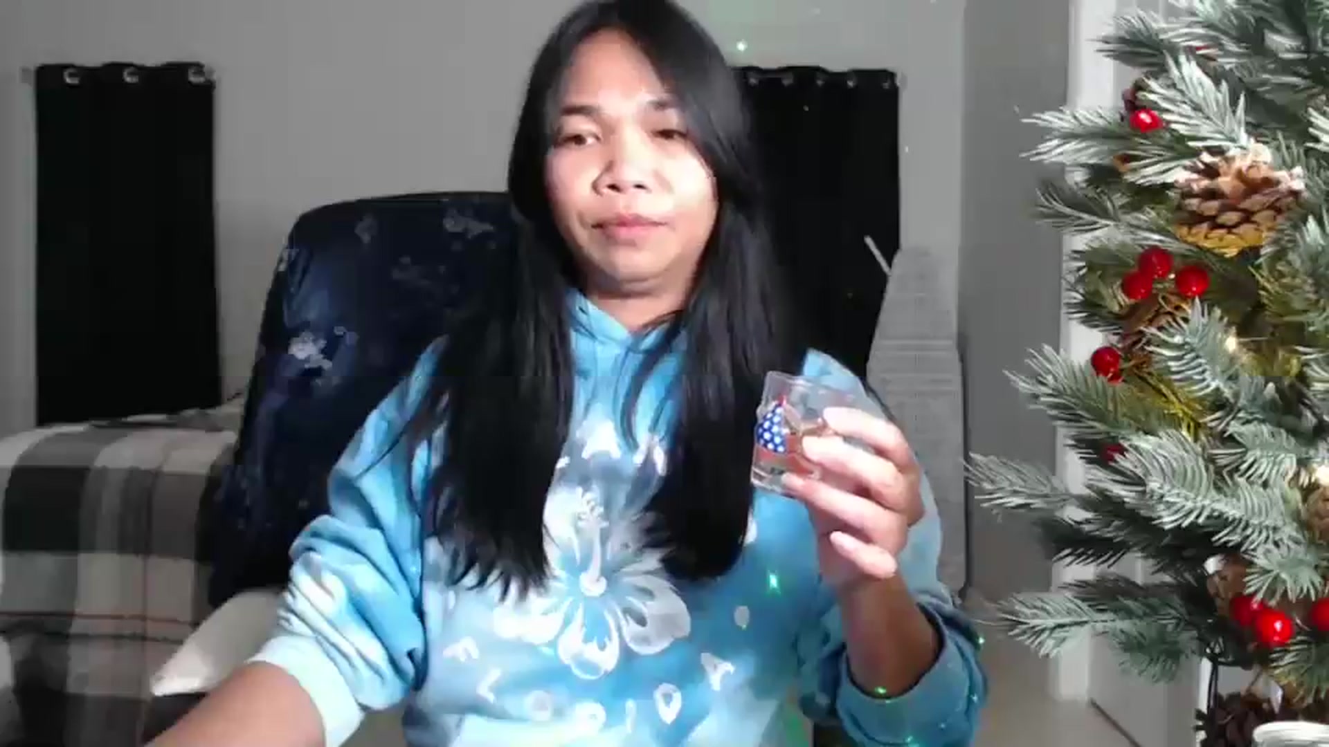 Gallery image thumbnail from Littlekai2023's myfreecams stream on, 12/11/2024, 01:53 image 19 of 20