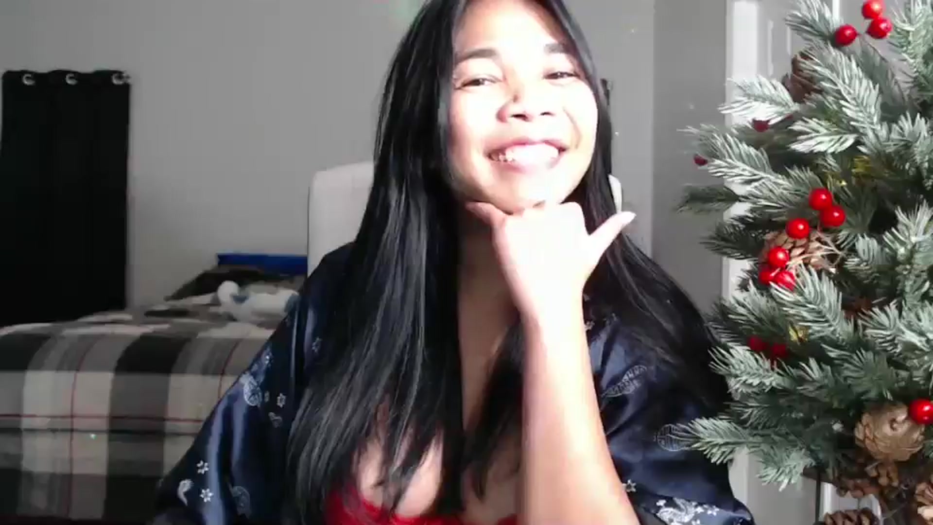 Gallery image thumbnail from Littlekai2023's myfreecams stream on, 12/12/2024, 04:56 image 17 of 20