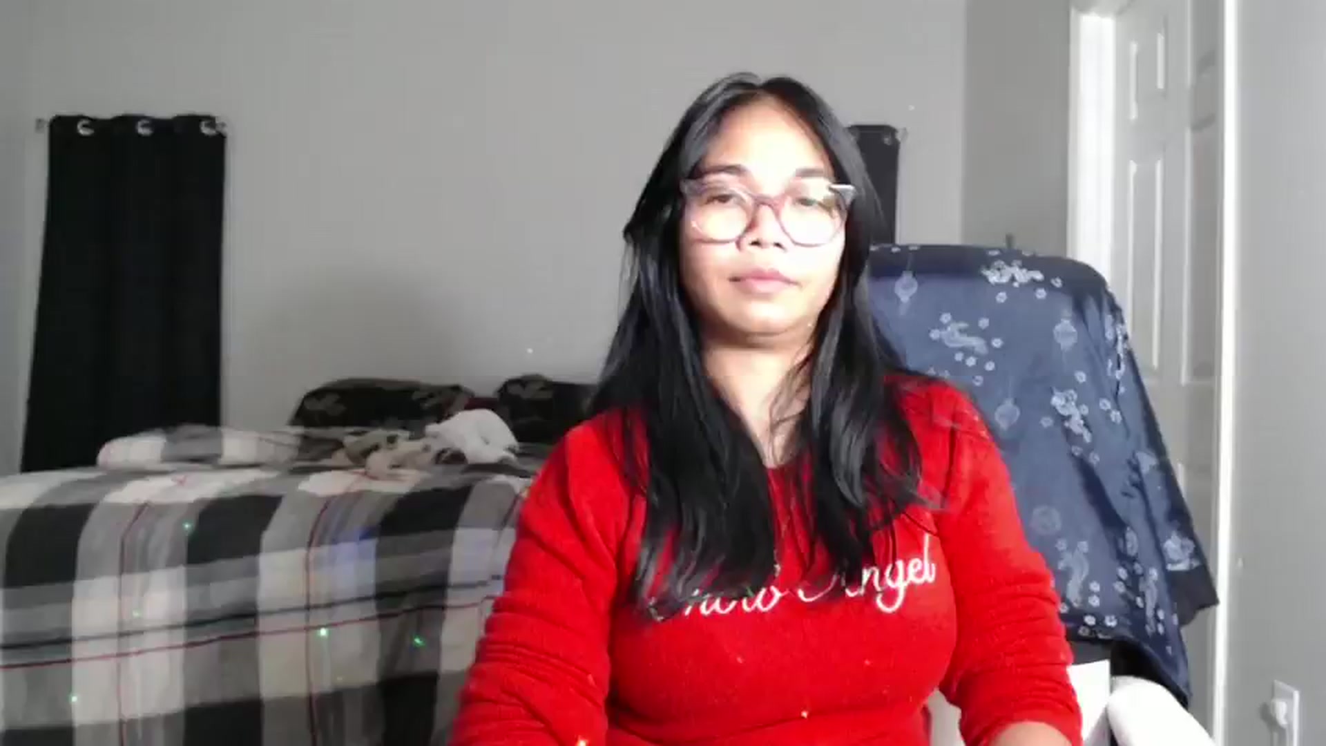 Gallery image thumbnail from Littlekai2023's myfreecams stream on, 12/17/2024, 02:51 image 1 of 20