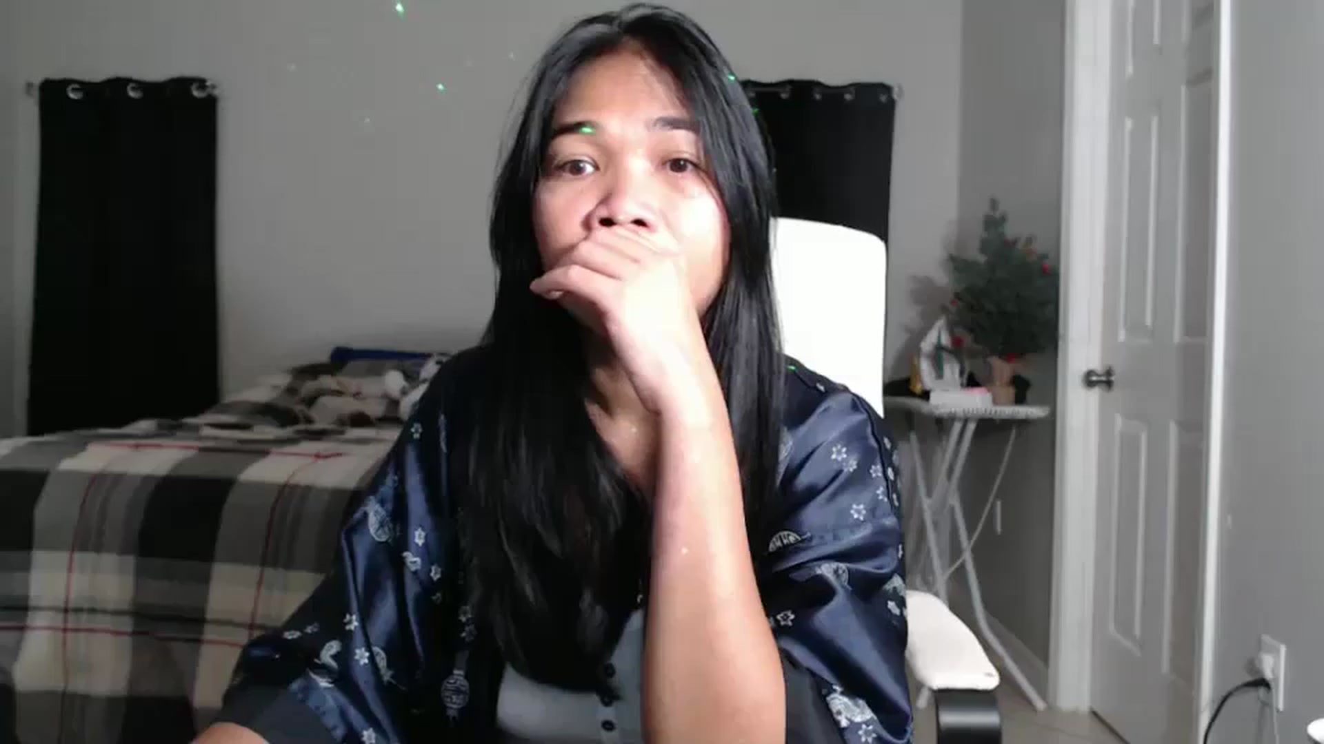 Gallery image thumbnail from Littlekai2023's myfreecams stream on, 12/18/2024, 02:43 image 10 of 20