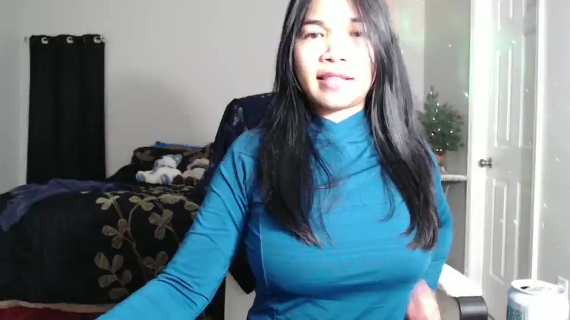 Gallery image thumbnail from Littlekai2023's myfreecams stream on, 12/22/2024, 05:05 image 14 of 20