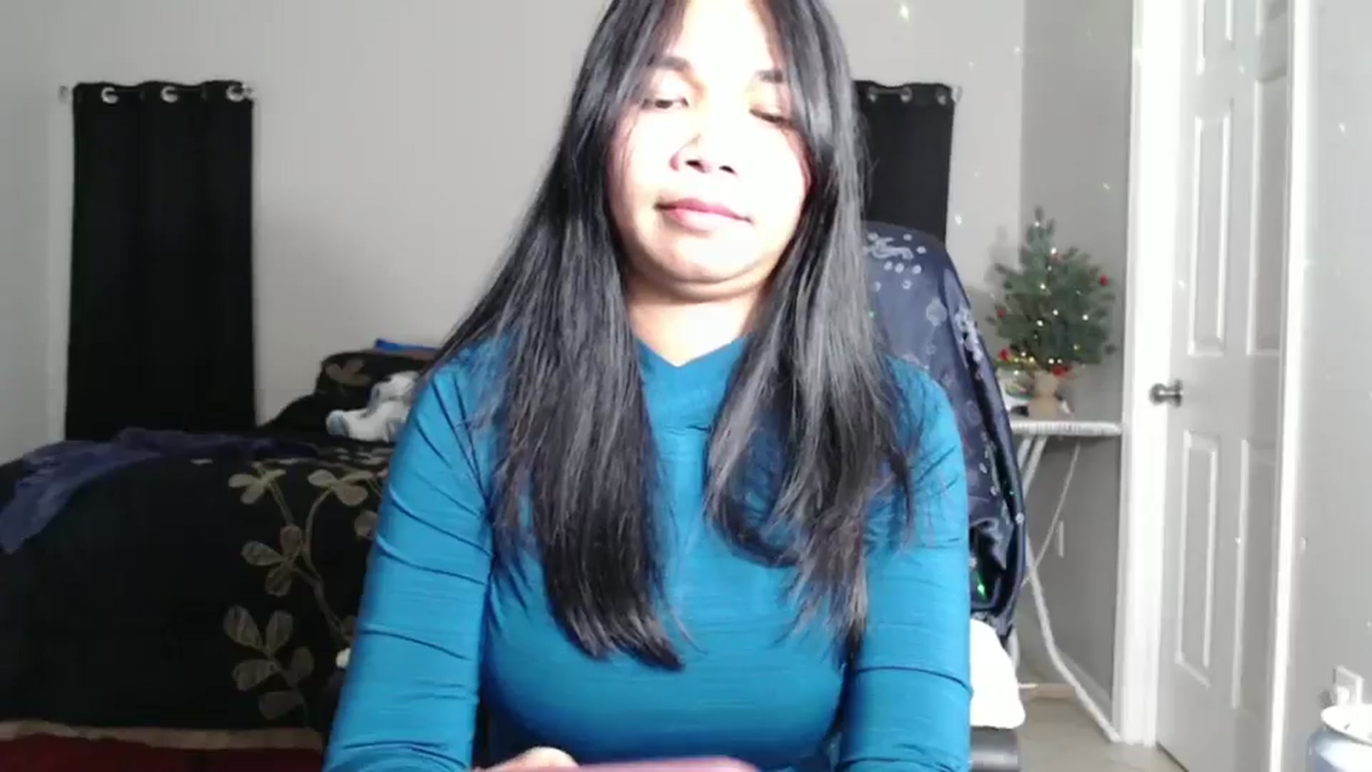 Gallery image thumbnail from Littlekai2023's myfreecams stream on, 12/22/2024, 05:05 image 8 of 20