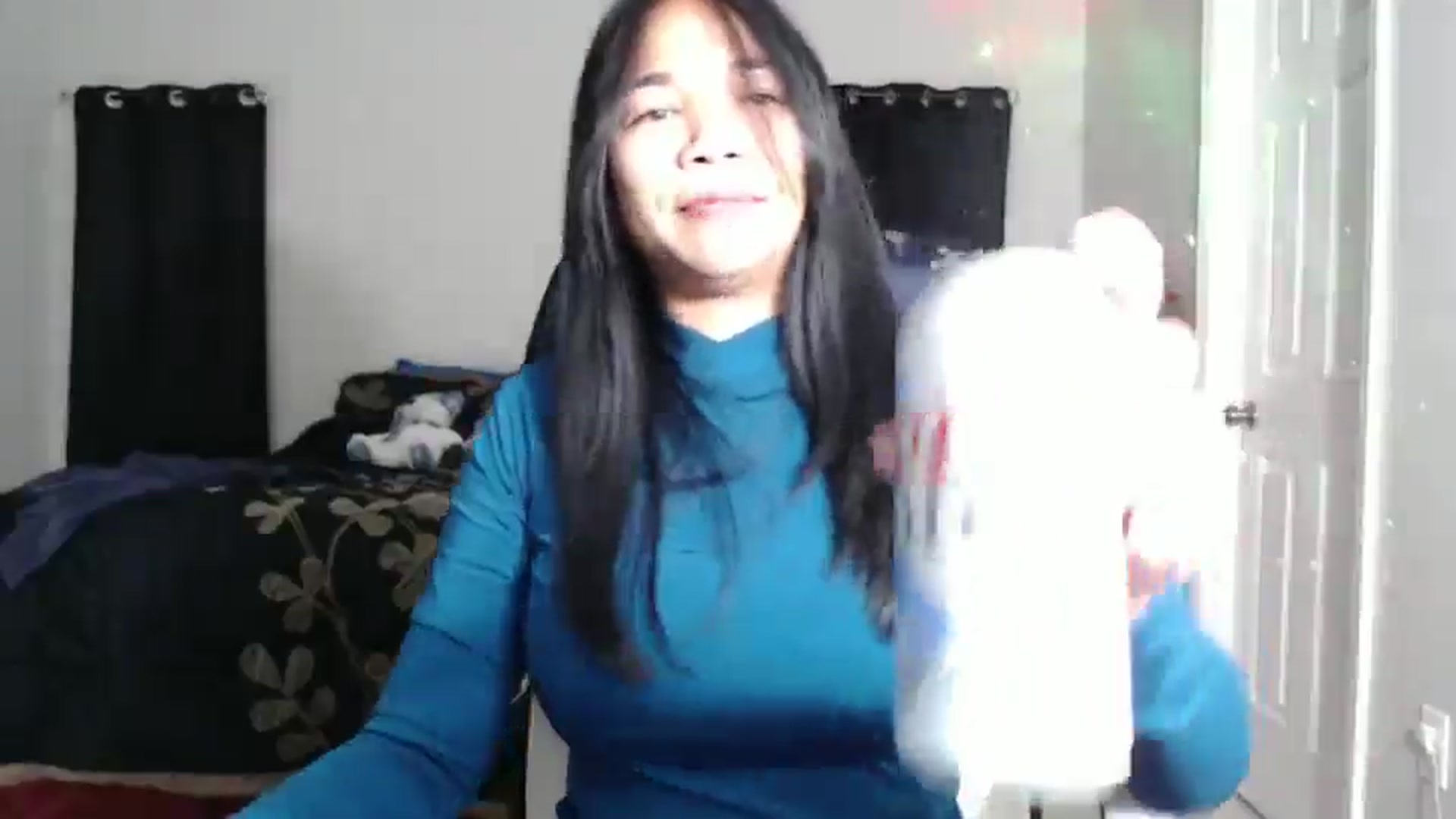 Gallery image thumbnail from Littlekai2023's myfreecams stream on, 12/22/2024, 05:05 image 17 of 20