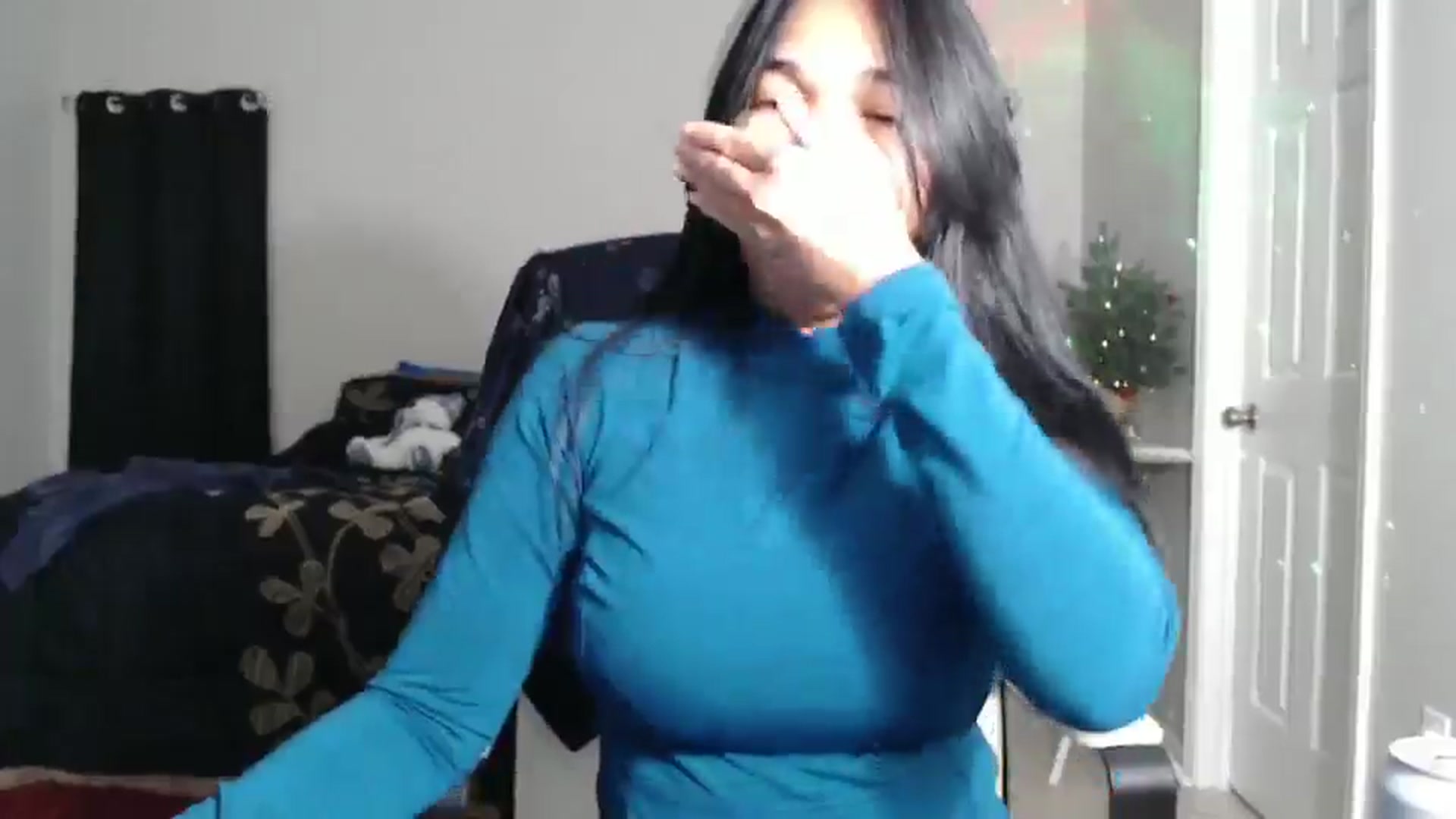 Gallery image thumbnail from Littlekai2023's myfreecams stream on, 12/22/2024, 05:05 image 12 of 20