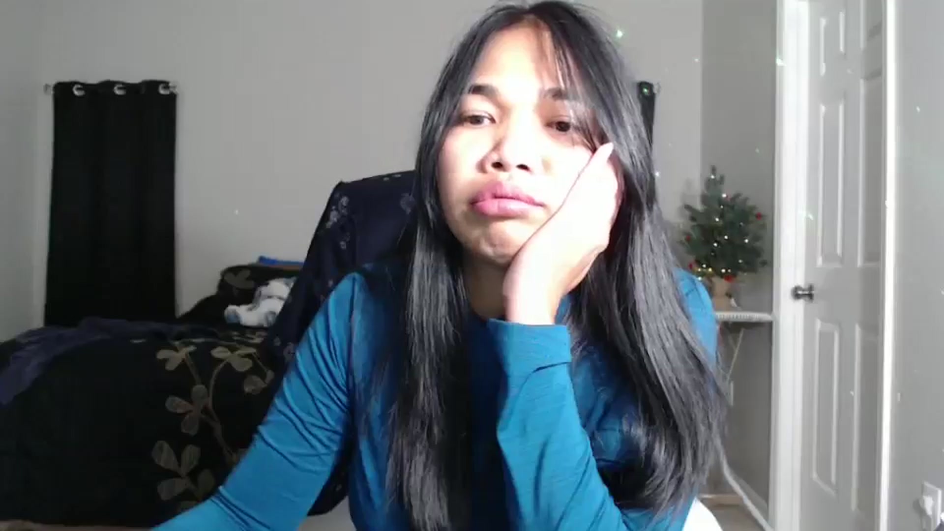 Gallery image thumbnail from Littlekai2023's myfreecams stream on, 12/22/2024, 05:05 image 4 of 20