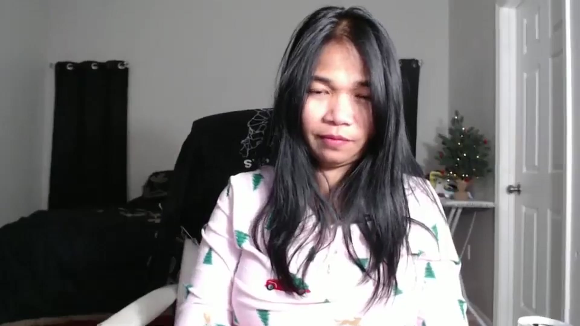 Gallery image thumbnail from Littlekai2023's myfreecams stream on, 12/23/2024, 06:26 image 6 of 20